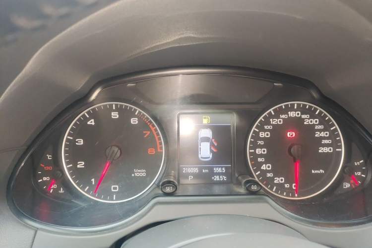 Used Audi Q5 2011 2.0TFSI Comfort Version Instrument Cluster