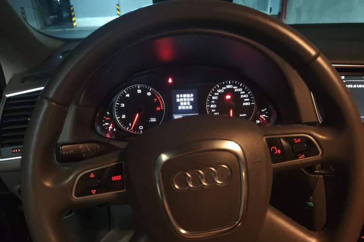 Used Audi Q5 2011 2.0TFSI Comfort Version Instrument Cluster