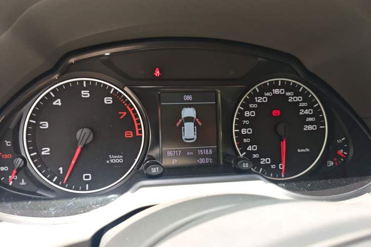 Used Audi Q5 2011 2.0TFSI Comfort Version Instrument Cluster