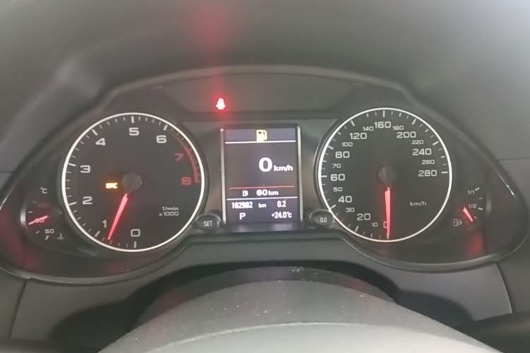 Used Audi Q5 2011 2.0TFSI Comfort Version Instrument Cluster
