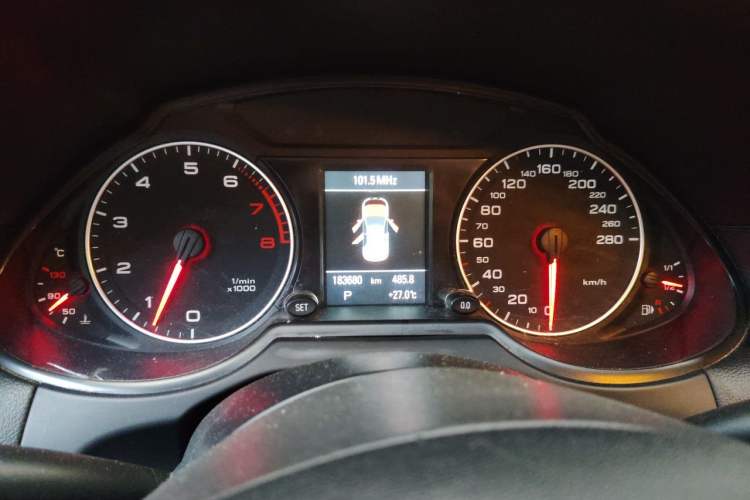 Used Audi Q5 2011 2.0TFSI Comfort Version Instrument Cluster
