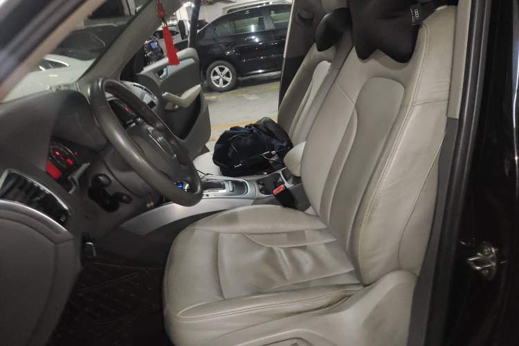 Used Audi Q5 2011 2.0TFSI Technology Model Left Front Seat