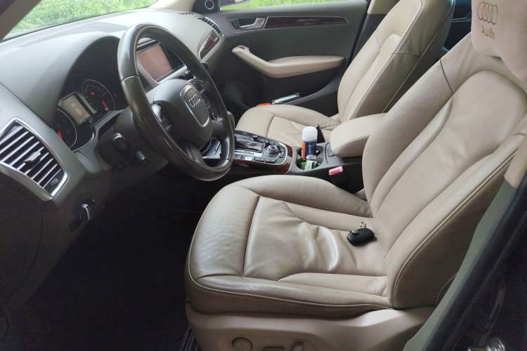 Used Audi Q5 2011 2.0TFSI Comfort Version Left Front Seat