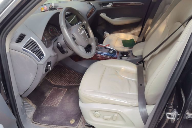 Used Audi Q5 2011 2.0TFSI Comfort Version Left Front Seat