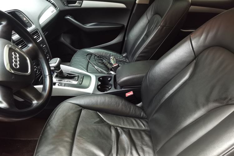 Used Audi Q5 2011 2.0TFSI Technology Model Left Front Seat