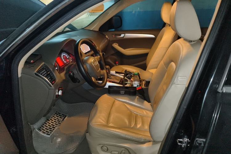 Used Audi Q5 2011 2.0TFSI Technology Model Left Front Seat