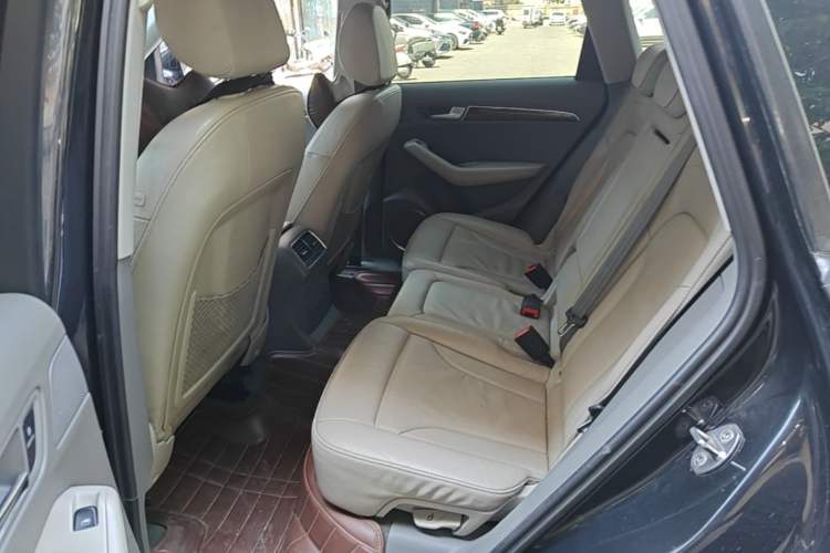 Used Audi Q5 2011 2.0TFSI Comfort Version Left Rear Seat