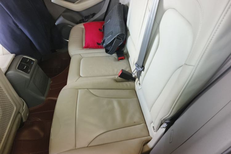Used Audi Q5 2011 2.0TFSI Comfort Version Left Rear Seat