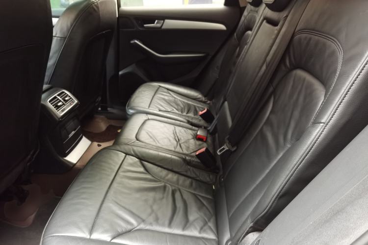 Used Audi Q5 2011 2.0TFSI Technology Model Left Rear Seat