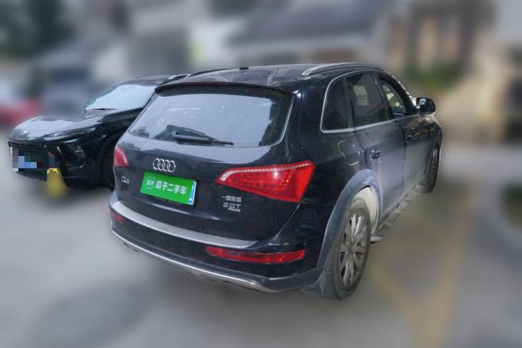 Used Audi Q5 2011 2.0TFSI Luxury Edition Rear Right 45 Deg