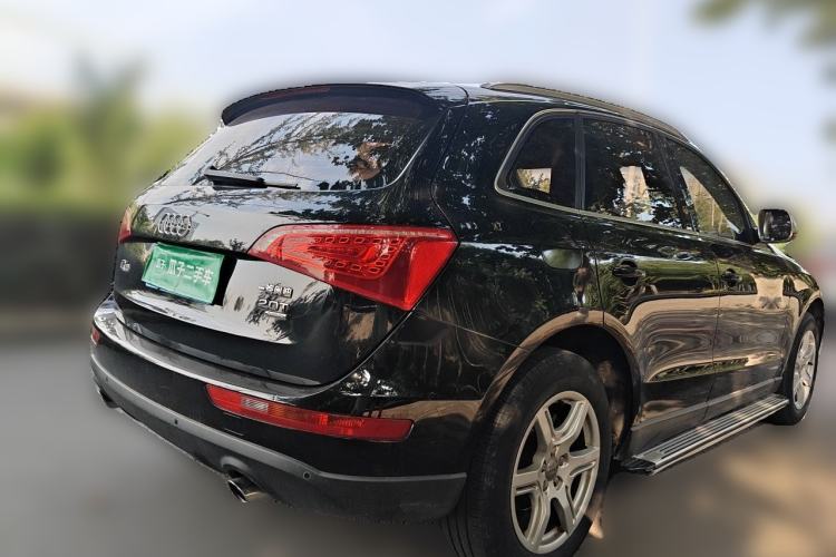 Used Audi Q5 2011 2.0TFSI Technology Model Rear Right 45 Deg