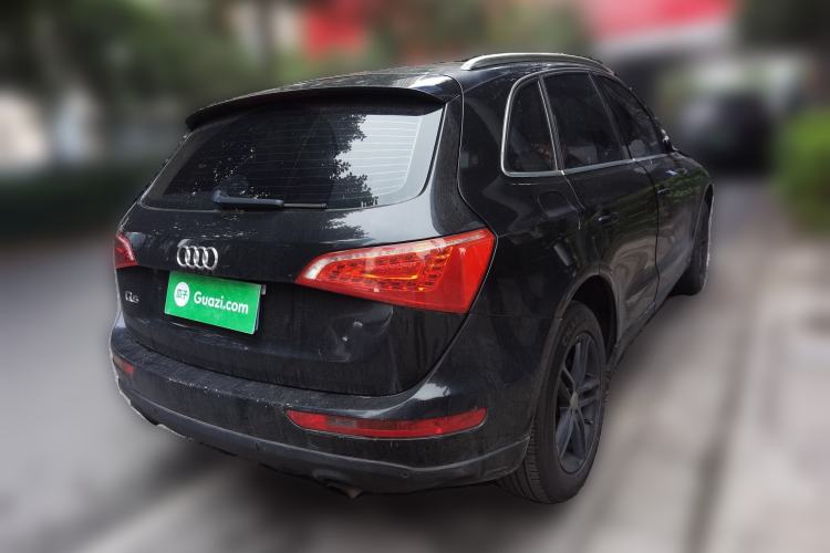 Used Audi Q5 2011 2.0TFSI Technology Model Rear Right 45 Deg