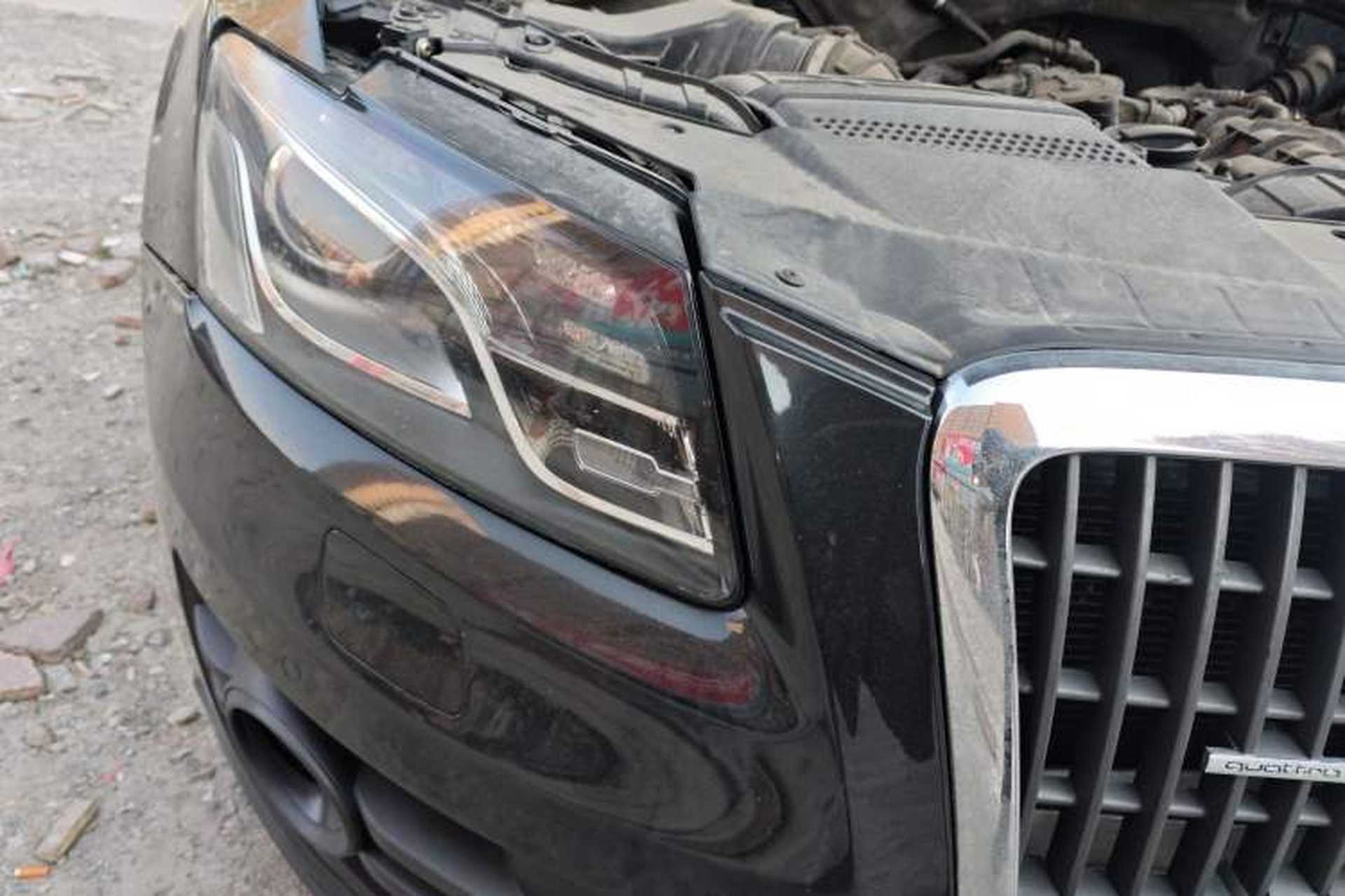 Used Audi Q5 2011 2.0TFSI Comfort Version Right Front Headlight