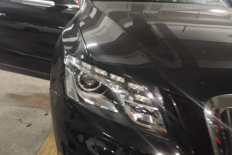 Used Audi Q5 2011 2.0TFSI Technology Model Right Front Headlight