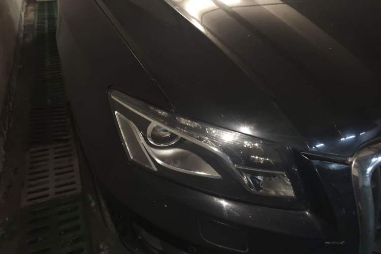 Used Audi Q5 2011 2.0TFSI Comfort Version Right Front Headlight