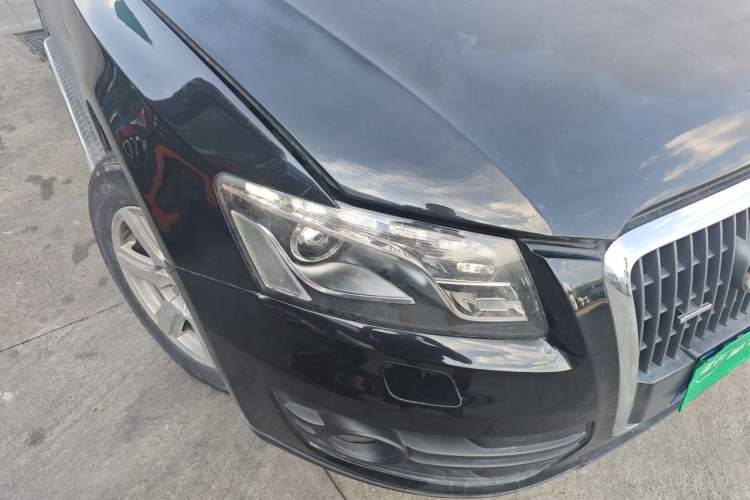 Used Audi Q5 2011 2.0TFSI Ambition Edition Right Front Headlight