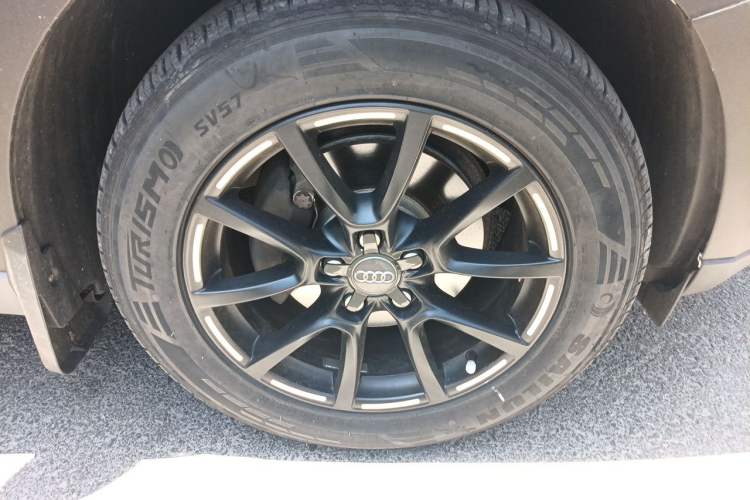 Used Audi Q5 2011 2.0TFSI Comfort Version Right Front Wheel Hub