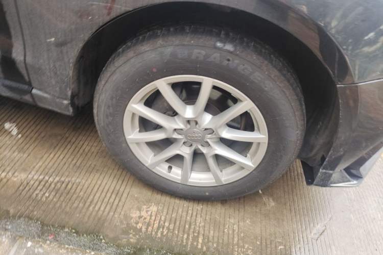 Used Audi Q5 2011 2.0TFSI Comfort Version Right Front Wheel Hub