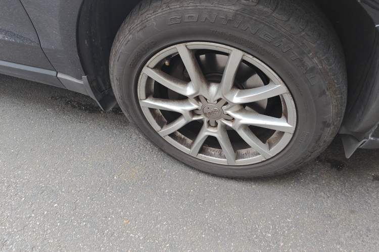 Used Audi Q5 2011 2.0TFSI Comfort Version Right Front Wheel Hub
