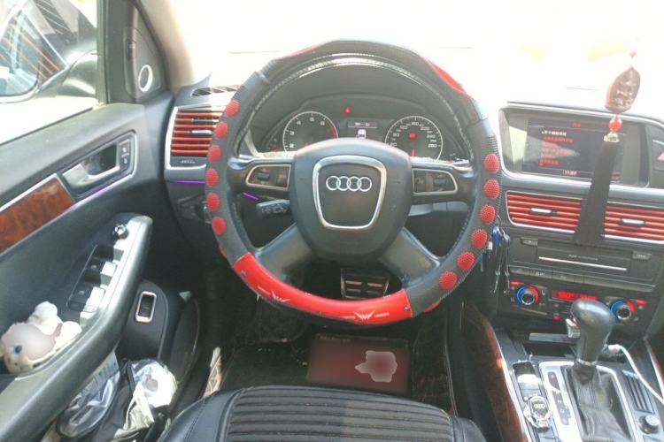 Used Audi Q5 2011 2.0TFSI Comfort Version Steering Wheel