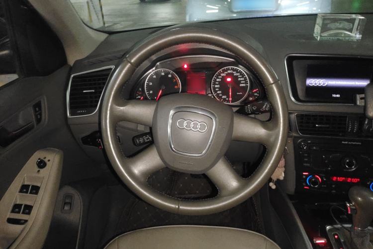 Used Audi Q5 2011 2.0TFSI Technology Model Steering Wheel