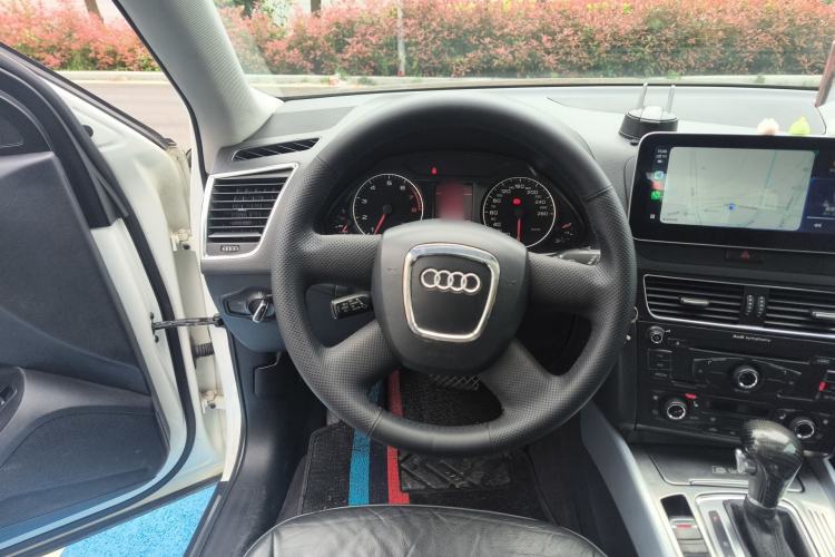 Used Audi Q5 2011 2.0TFSI Technology Model Steering Wheel