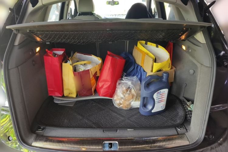 Used Audi Q5 2011 2.0TFSI Comfort Version Trunk