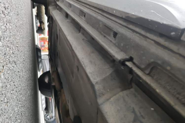 Used Audi Q5 2011 2.0TFSI Comfort Version Chassis Front Right
