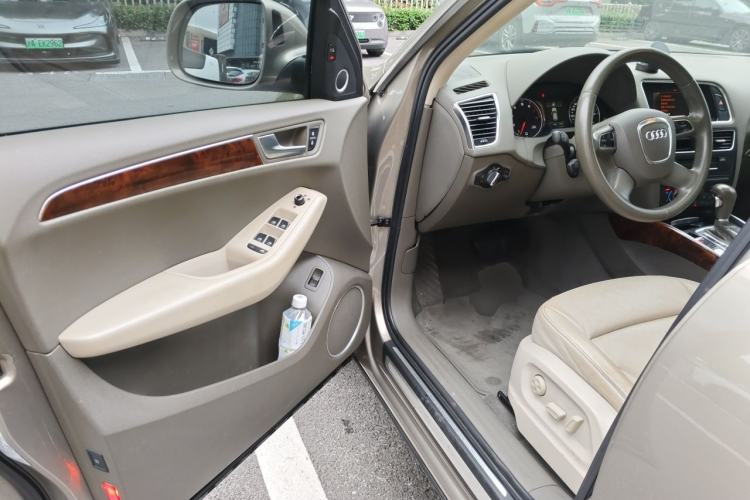 Used Audi Q5 2011 2.0TFSI Comfort Version Driver Seat