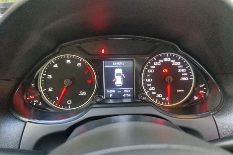 Used Audi Q5 2011 2.0TFSI Comfort Version Instrument Cluster