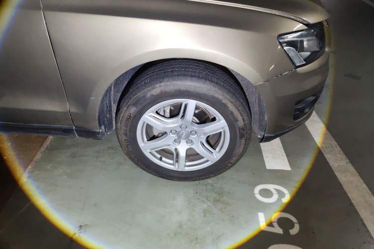 Used Audi Q5 2011 2.0TFSI Technology Model Right Front Wheel Hub