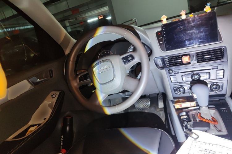 Used Audi Q5 2011 2.0TFSI Technology Model Steering Wheel