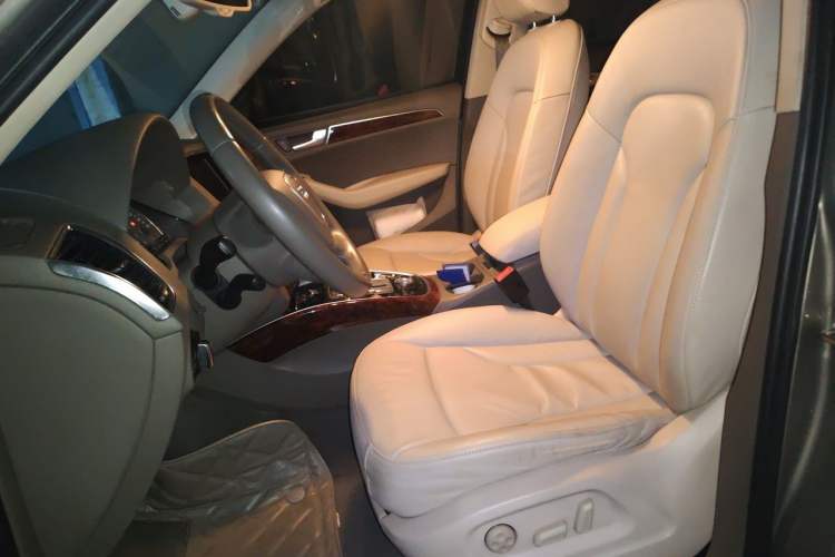 Used Audi Q5 2011 2.0TFSI Comfort Version Left Front Seat