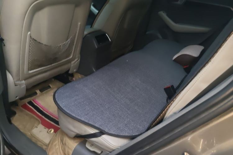 Used Audi Q5 2011 2.0TFSI Comfort Version Left Rear Seat