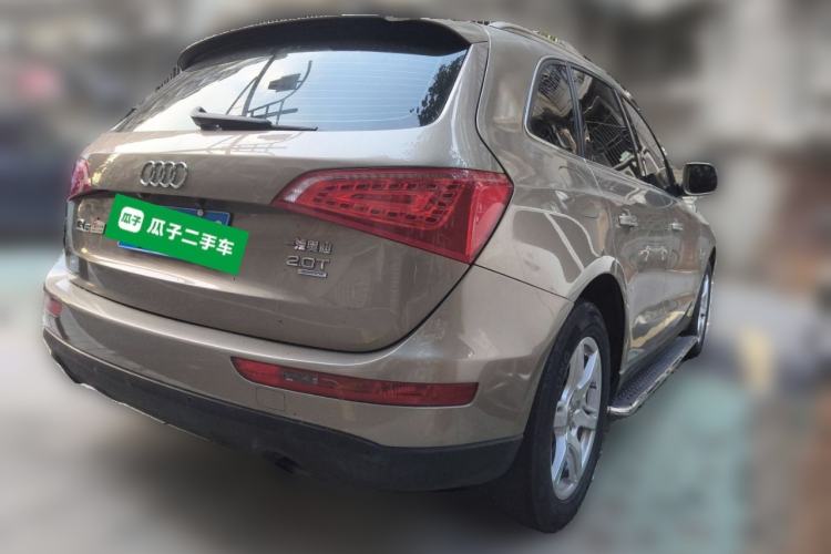 Used Audi Q5 2011 2.0TFSI Technology Model Rear Right 45 Deg