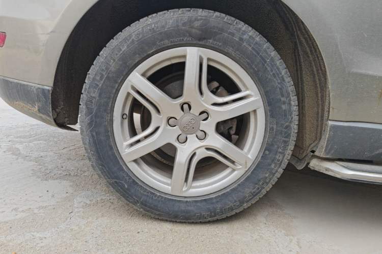 Used Audi Q5 2011 2.0TFSI Technology Model Right Rear Wheel Hub