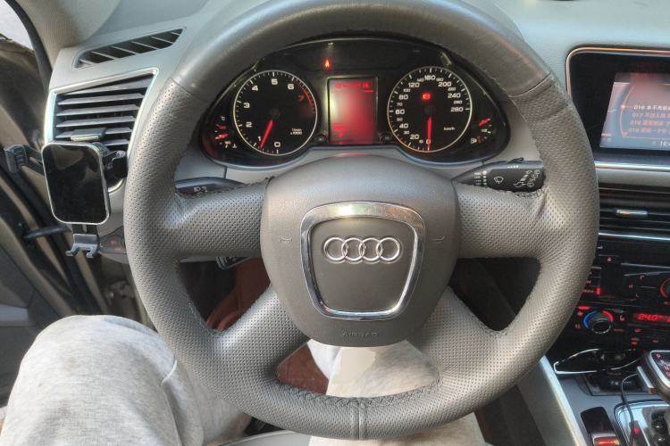 Used Audi Q5 2011 2.0TFSI Technology Model Steering Wheel