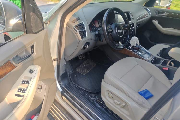 Used Audi Q5  Driver Seat