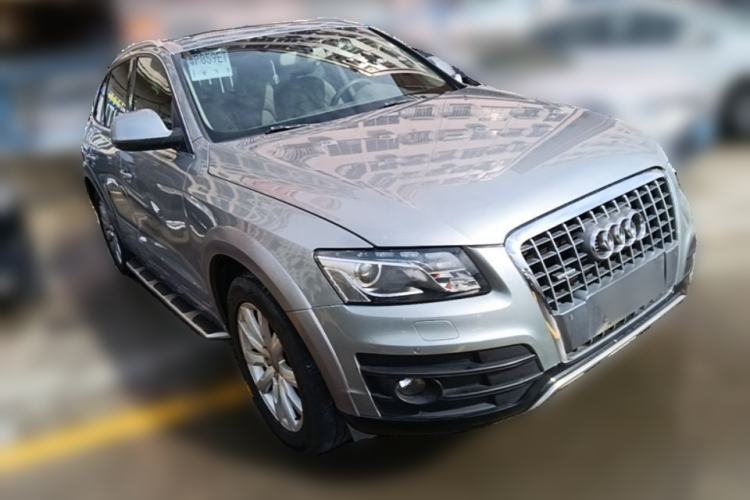 Used Audi Q5 2011 2.0TFSI Luxury Edition Front Right 45 Deg