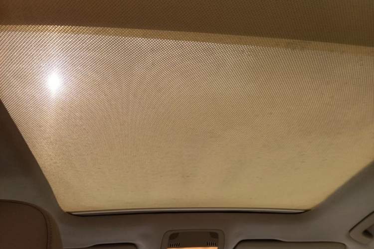 Used Audi Q5 2011 2.0TFSI Luxury Edition Headliner
