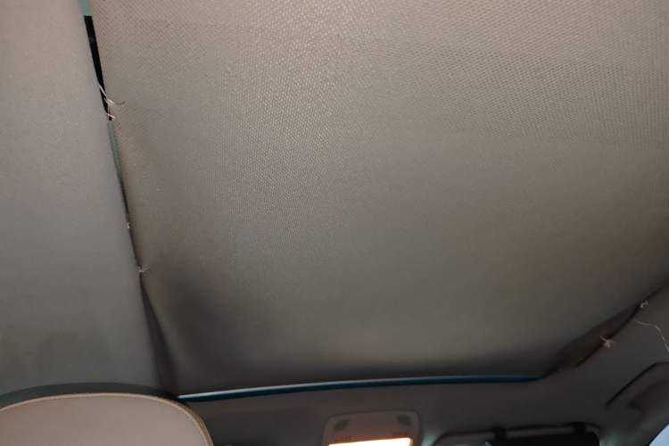 Used Audi Q5 2011 2.0TFSI Comfort Version Headliner