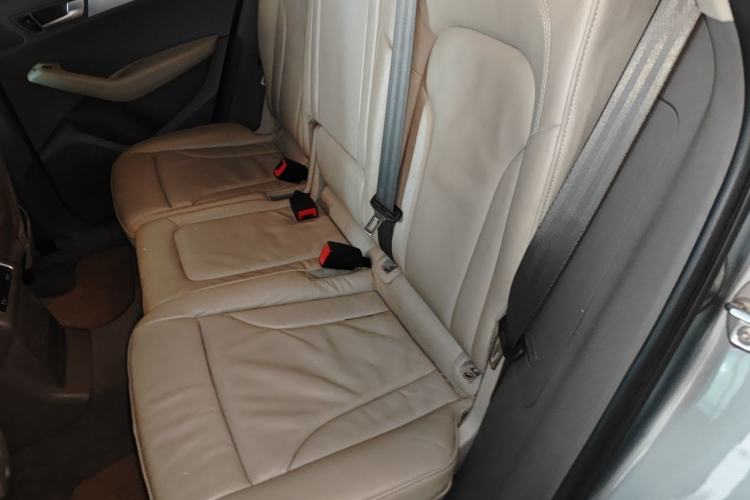 Used Audi Q5 2011 2.0TFSI Comfort Version Left Rear Seat
