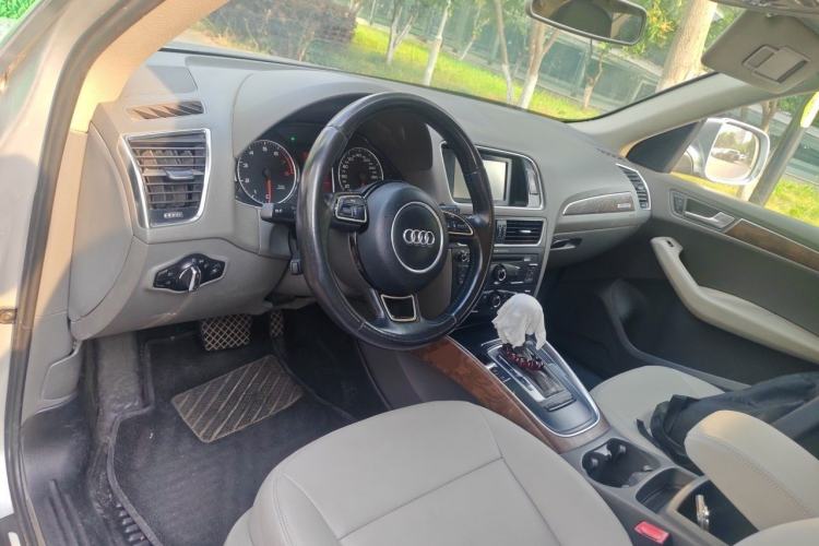Used Audi Q5  Steering Wheel