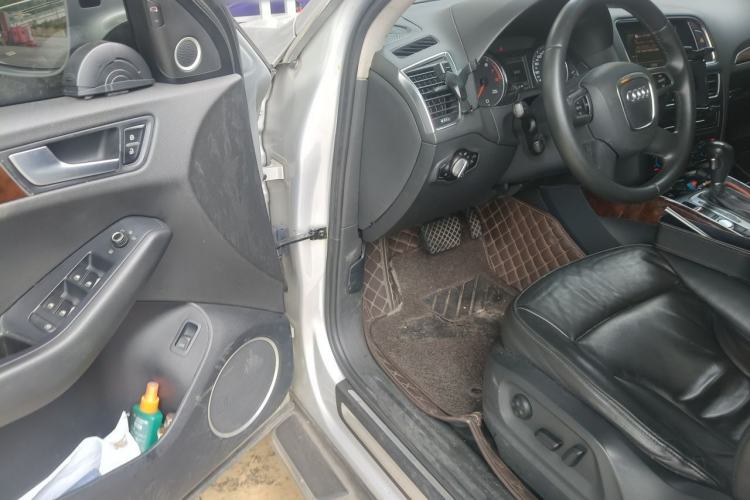 Used Audi Q5 2011 2.0TFSI Technology Model Driver Seat