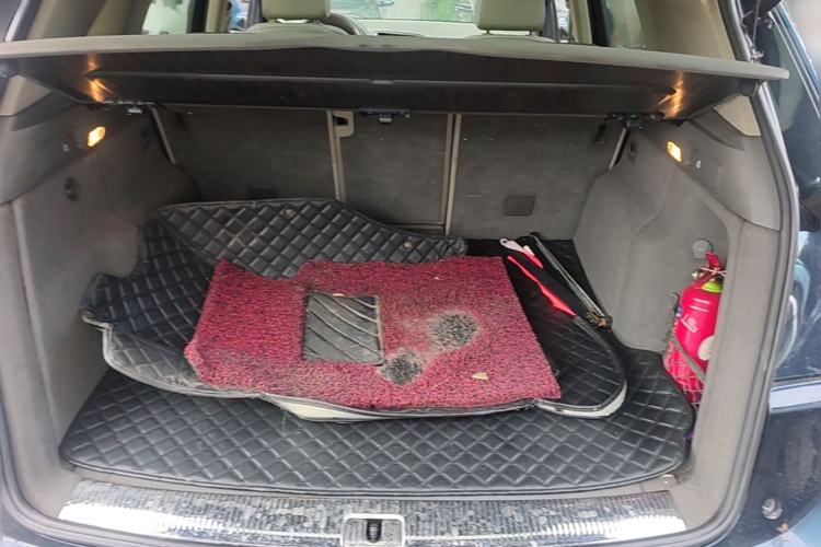 Used Audi Q5 2011 2.0TFSI Technology Model Trunk