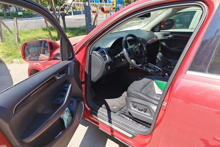 Used Audi Q5 2011 2.0TFSI Comfort Version Driver Seat