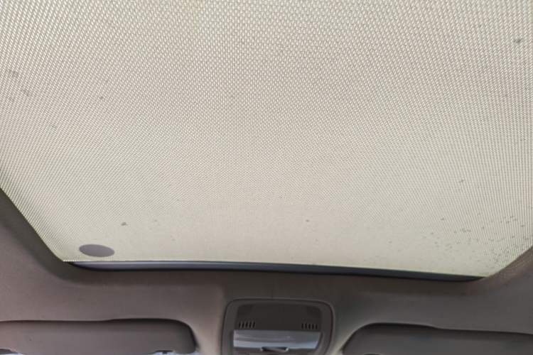 Used Audi Q5 2011 2.0TFSI Comfort Version Headliner