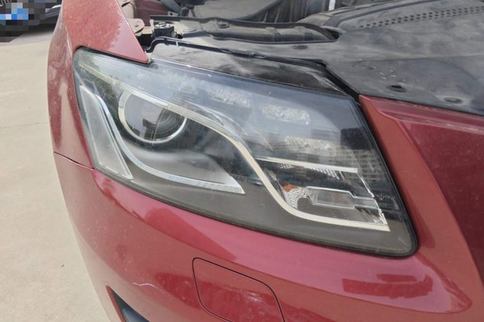 Used Audi Q5 2011 2.0TFSI Comfort Version Right Front Headlight