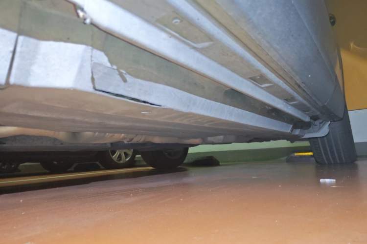 Used Audi Q5 2011 2.0TFSI Comfort Version Chassis Front Left