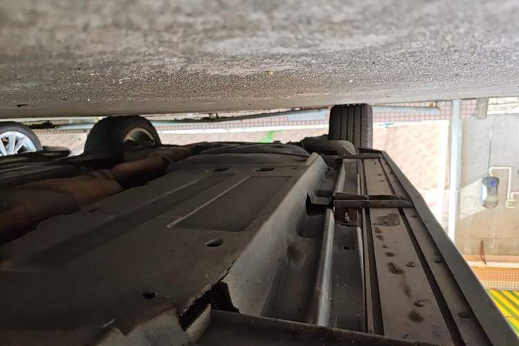 Used Audi Q5 2011 2.0TFSI Dynamic Edition Chassis Front Right